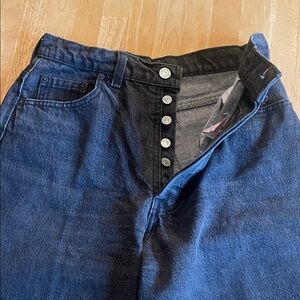 Women’s Dark Grey Jeans Waist 26 Leg Inner Seam 31 inches Buttoned Fly Front